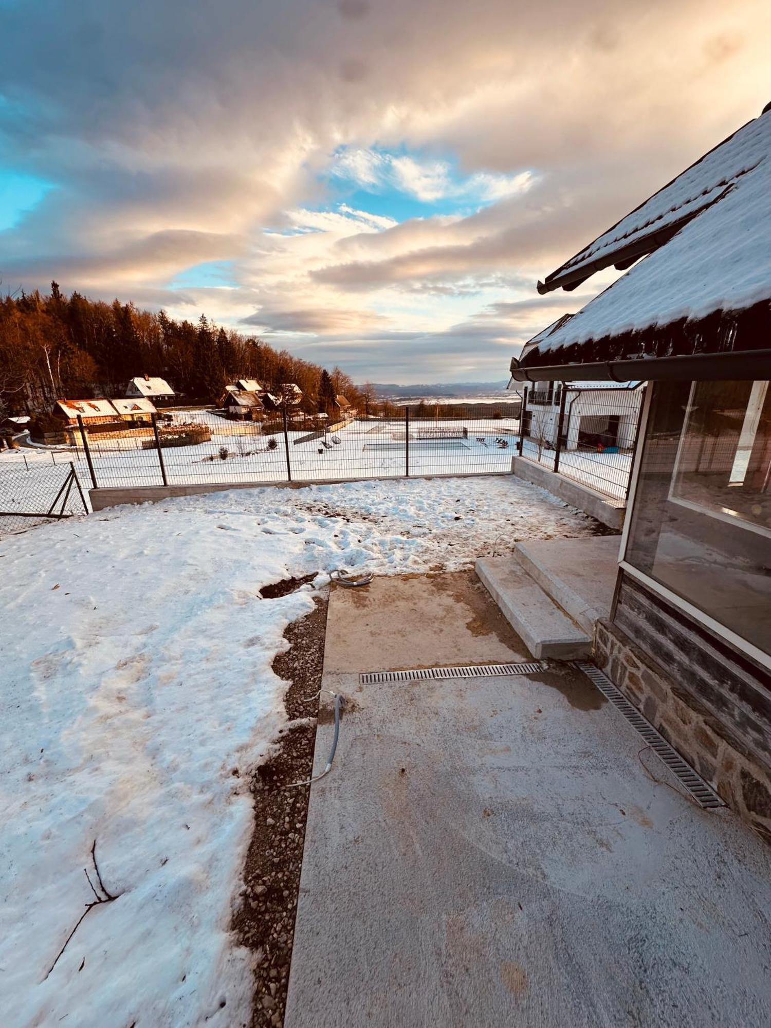 Chalet Pjagodic Cerklje na Gorenjskem Eksteriør bilde